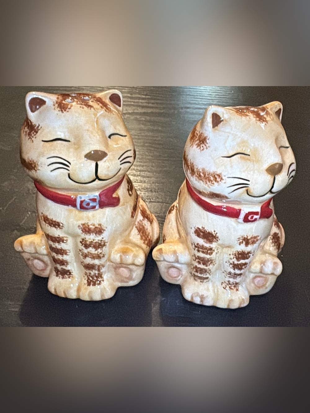 Vintage Tabby Cat Salt & Pepper Shakers Smiling Kitty Red Collar Ceramic 4” Set
